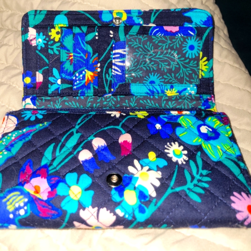 Vera Bradley New without tag